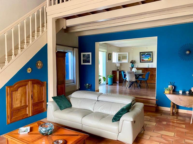 Maison - 171 m² - 6 pièces