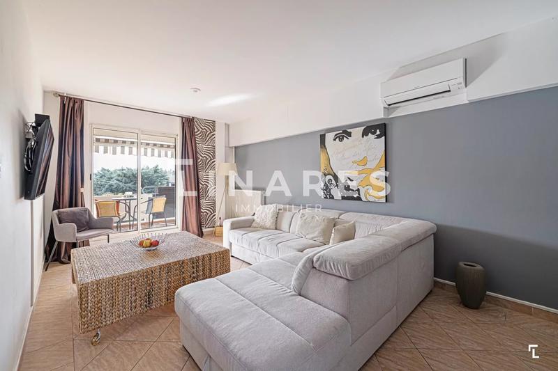 Appartement - 93 m² - 5 pièces