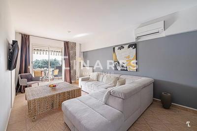 Appartement - 93 m² - 5 pièces