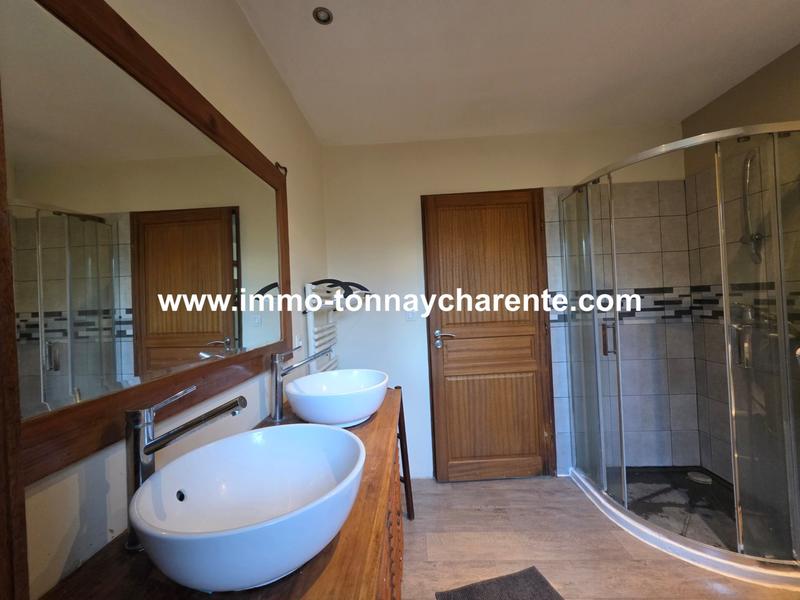 Maison - 158 m² - 7 pièces