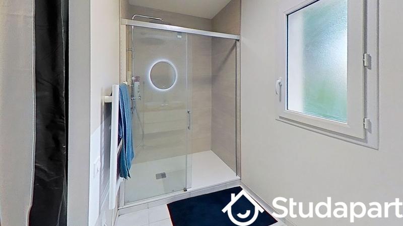 Chambre - 118 m² - 1 pièce