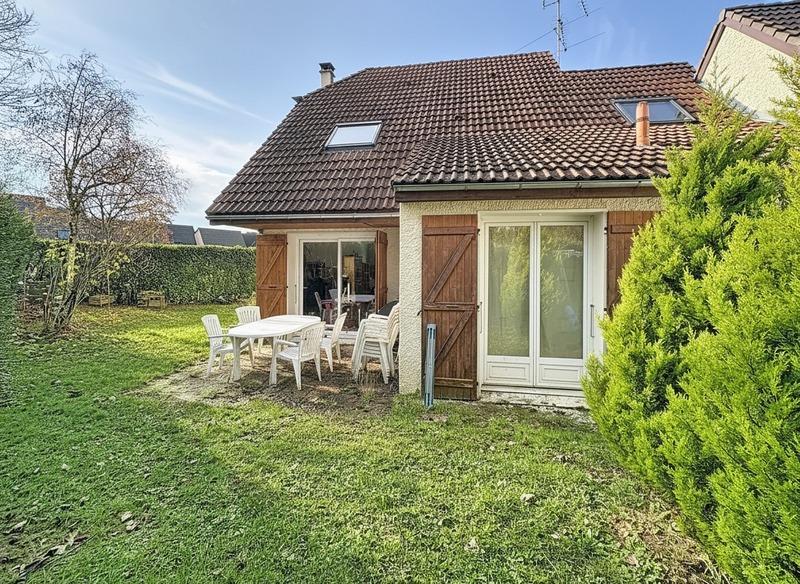 Maison - 111 m² - 5 pièces