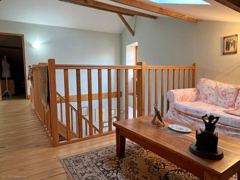 Maison ancienne - 199 m² - 7 pièces