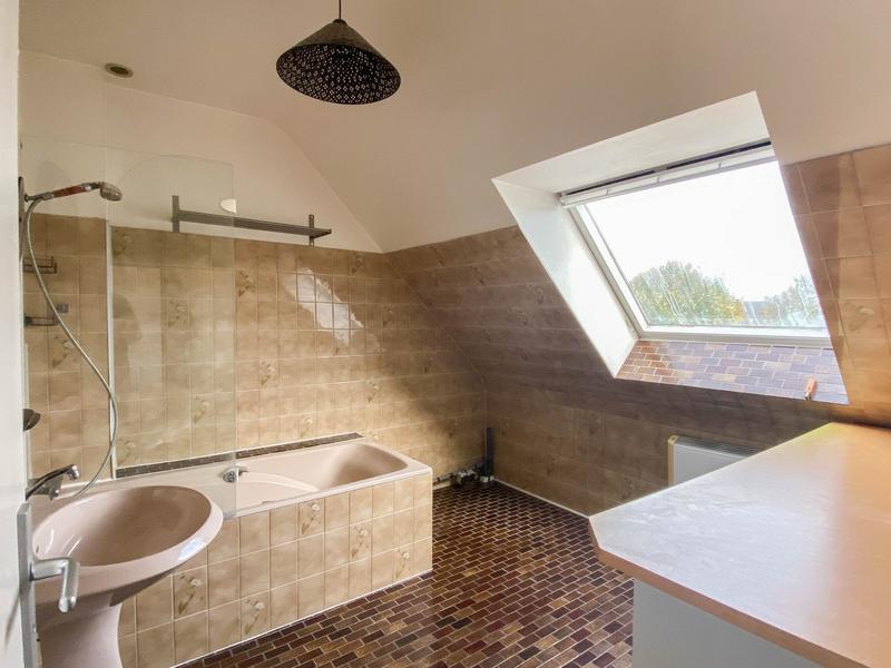 Maison - 115 m² - 7 pièces