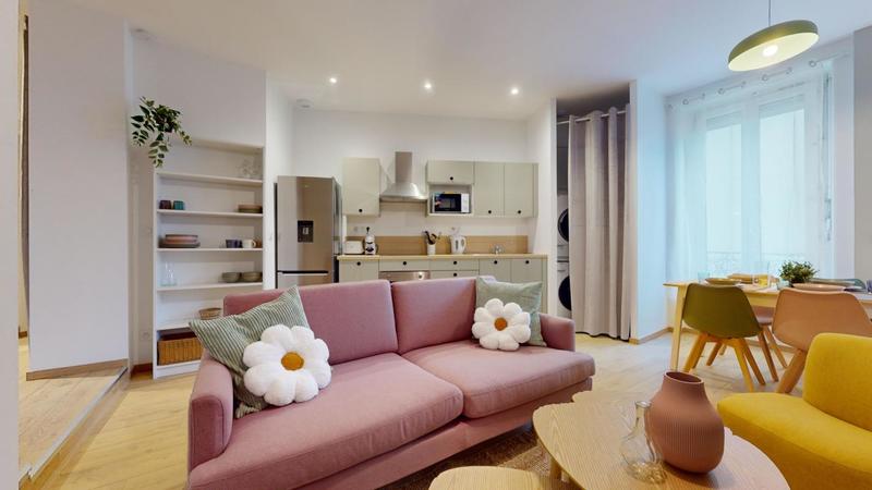 Appartement - 90 m² - 5 pièces