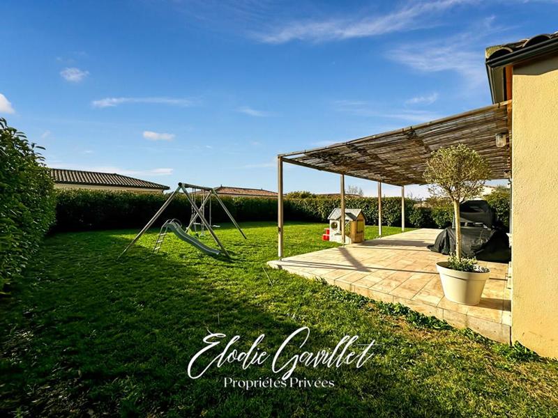 Maison - 111 m² - 5 pièces