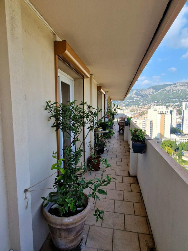 Appartement - 105 m² - 5 pièces