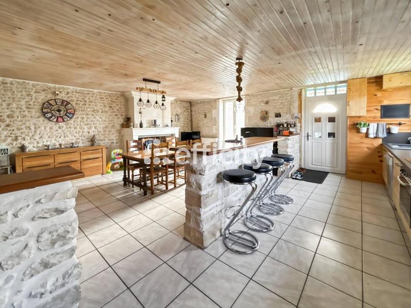 Maison - 108 m² - 4 pièces