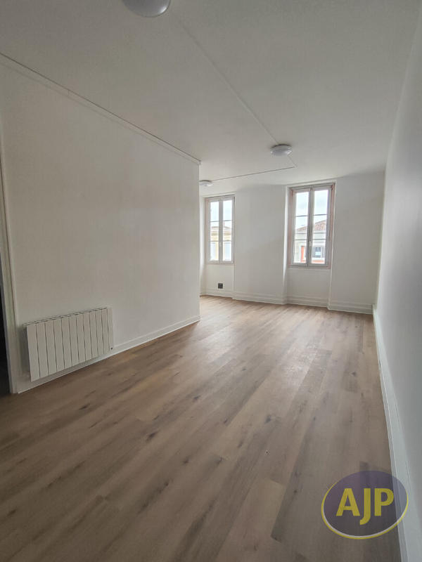 Local d'activité / Entrepôt - 55 m²