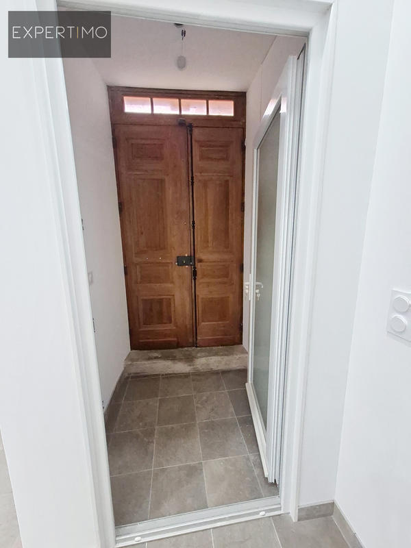 Maison de village - 278 m² - 10 pièces