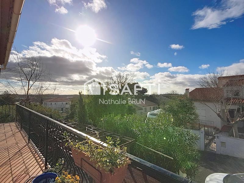 Maison - 171 m² - 7 pièces