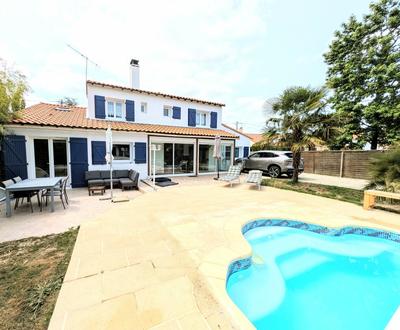 Maison - 160 m² - 6 pièces