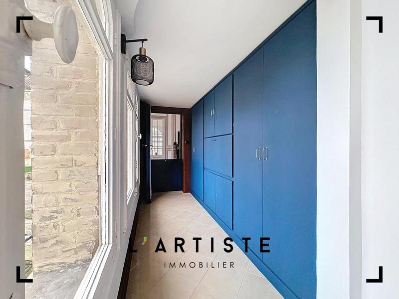 Château - 590 m² - 16 pièces