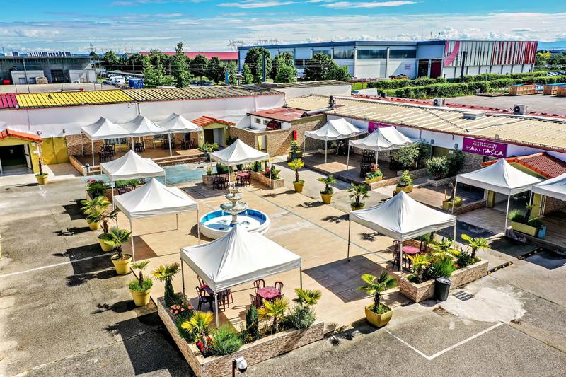 Local commercial - 2 000 m²