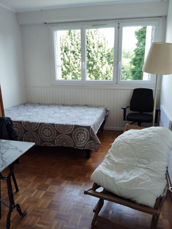 Appartement - 93 m² - 5 pièces