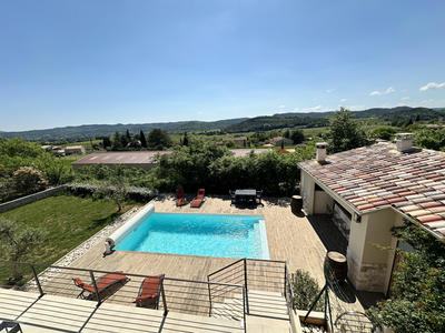 Villa - 130 m² - 6 pièces