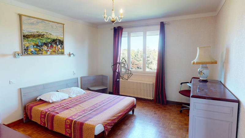 Maison - 167 m² - 7 pièces