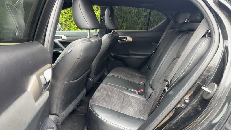 Lexus Ct 200h 1.8 Vvt-i Hybrid 136 Cvt Sport