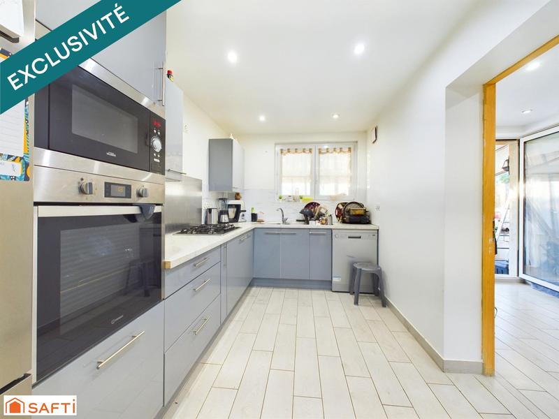 Maison - 104 m² - 5 pièces