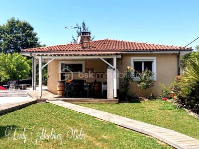 Maison - 114 m² - 6 pièces