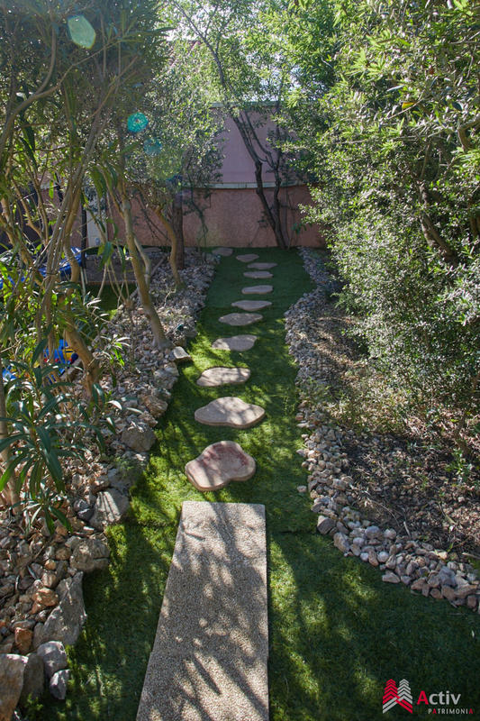 Villa - 180 m² - 6 pièces