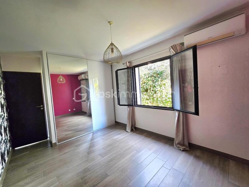 Maison - 172 m² - 5 pièces
