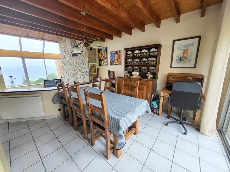 Maison - 131 m² - 8 pièces