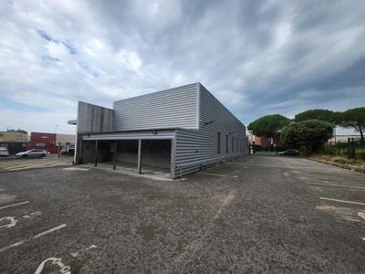 Entrepôt - 616 m²