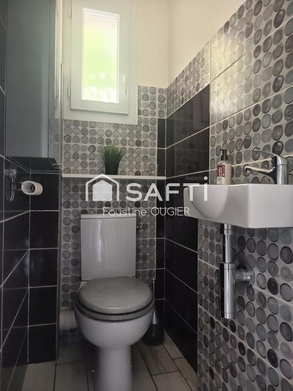 Maison - 90 m² - 5 pièces