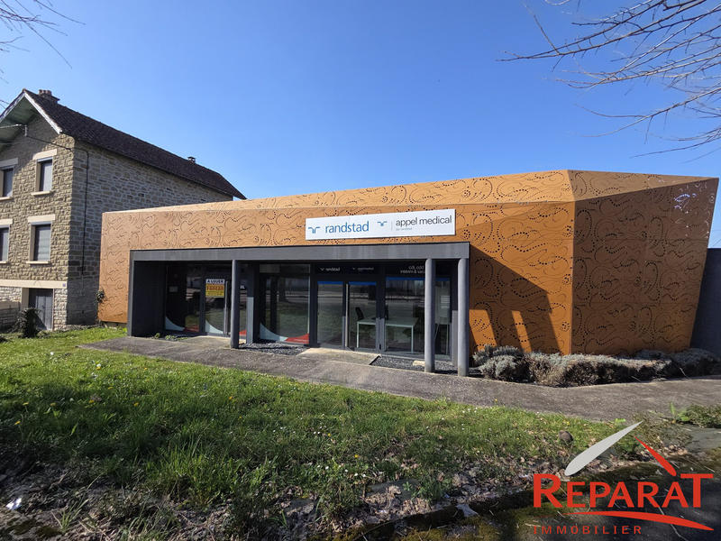 Local commercial - 104 m²