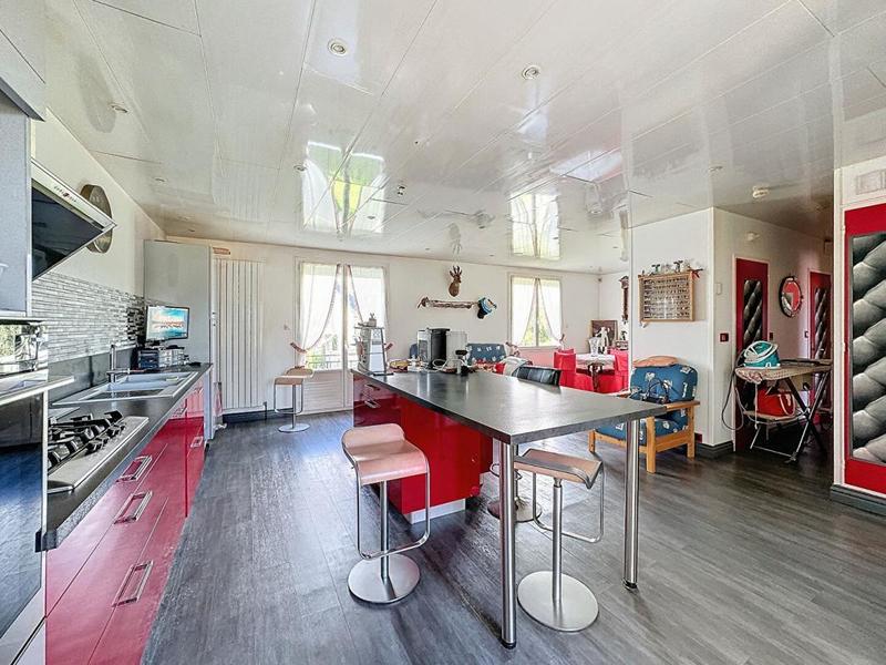 Maison - 85 m² - 5 pièces