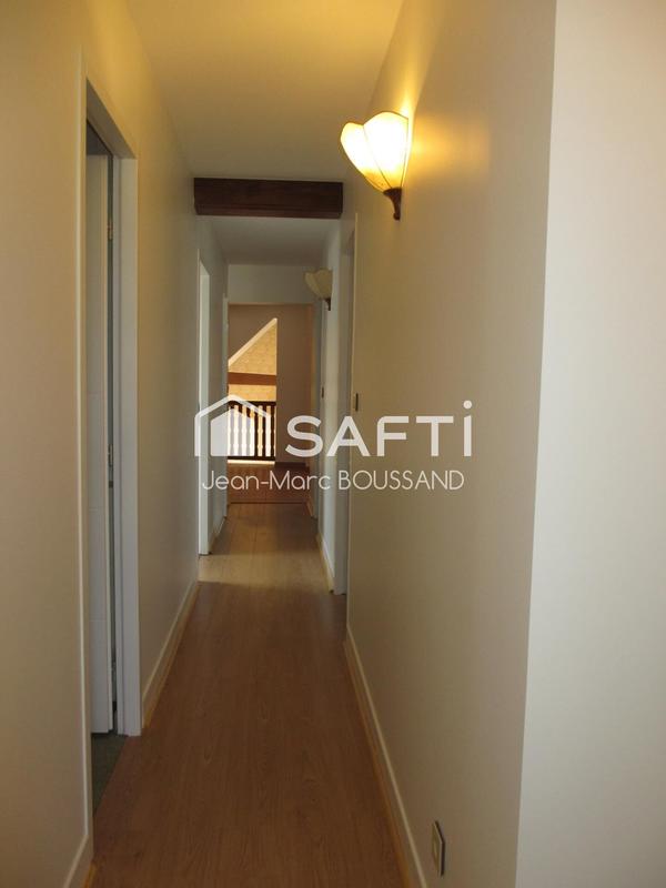 Maison de village - 222 m² - 8 pièces