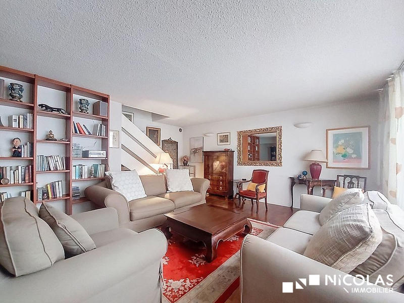 Appartement - 110 m² - 4 pièces