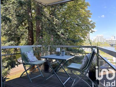 Appartement - 85 m² - 3 pièces