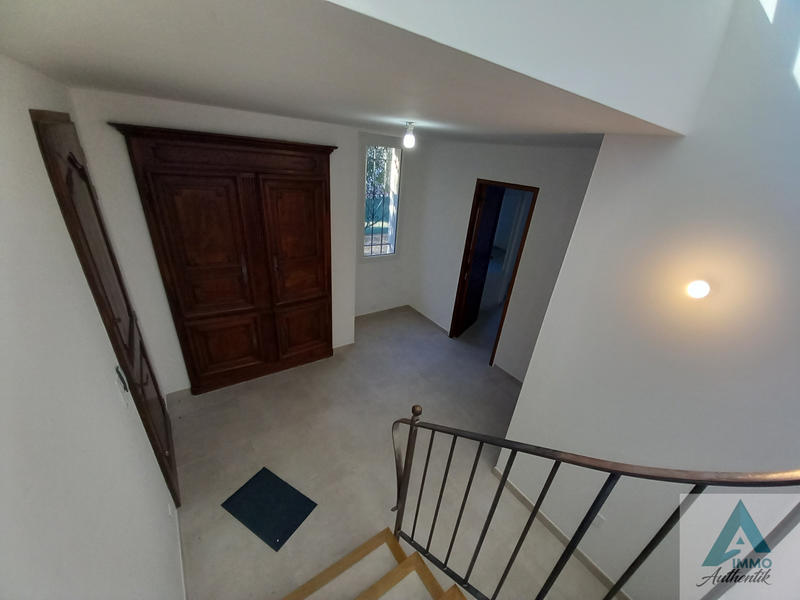 Appartement - 145 m² - 5 pièces