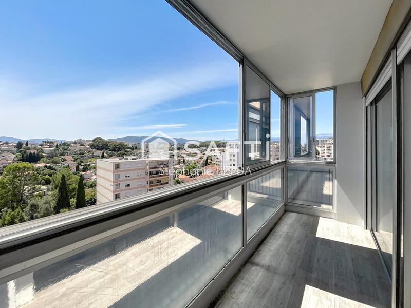 Appartement - 89 m² - 4 pièces