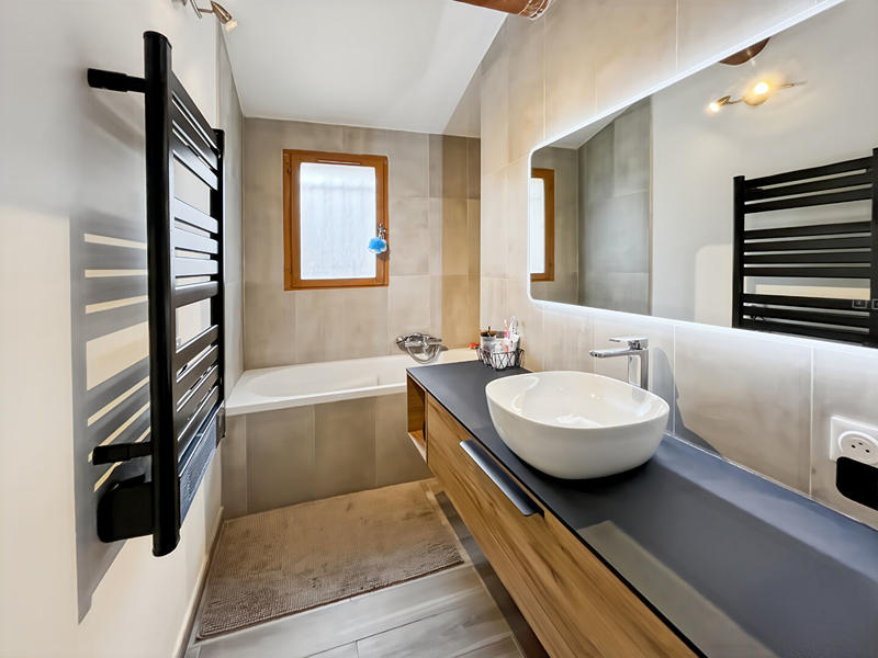 Maison - 85 m² - 4 pièces