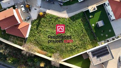 Terrain constructible - 840 m²