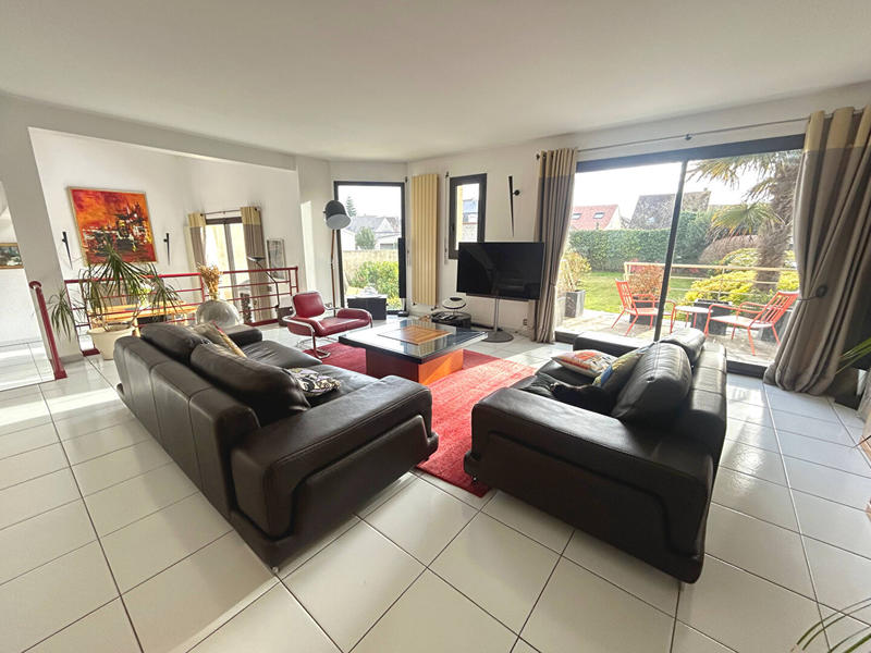 Maison - 131 m² - 6 pièces