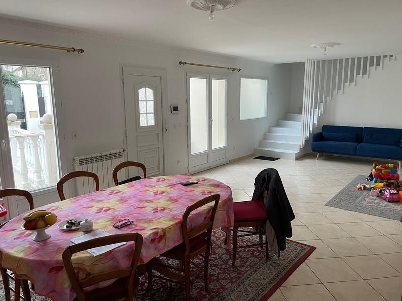 Maison contemporaine - 160 m² - 8 pièces