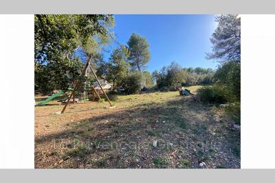 Terrain constructible - 500 m²