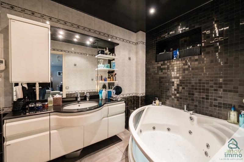 Maison - 168 m² - 5 pièces