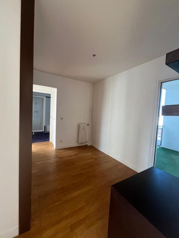 Appartement - 94 m² - 4 pièces