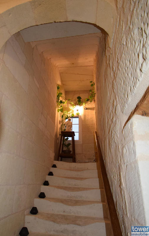 Maison - 309 m² - 12 pièces