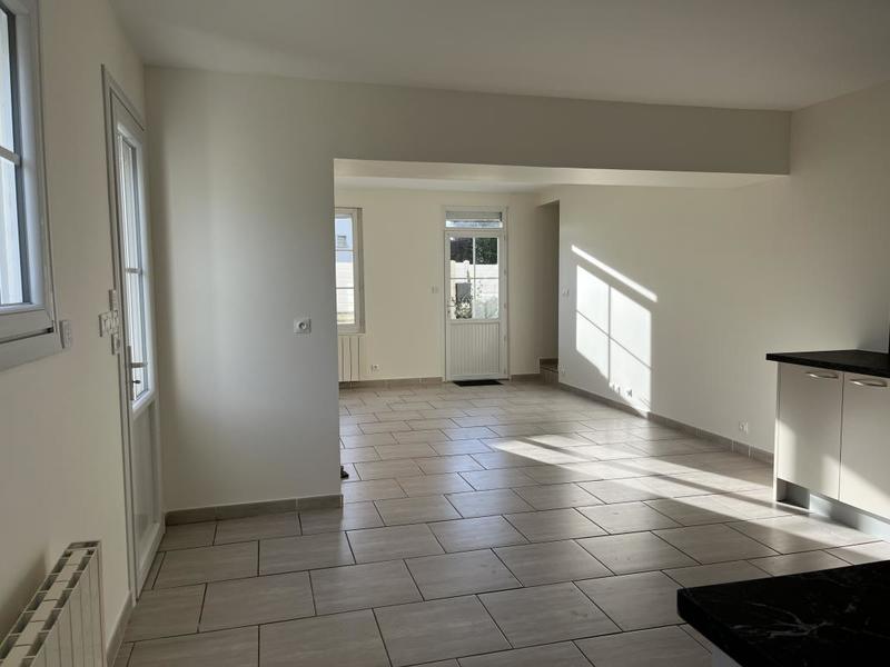 Maison - 80 m² - 4 pièces