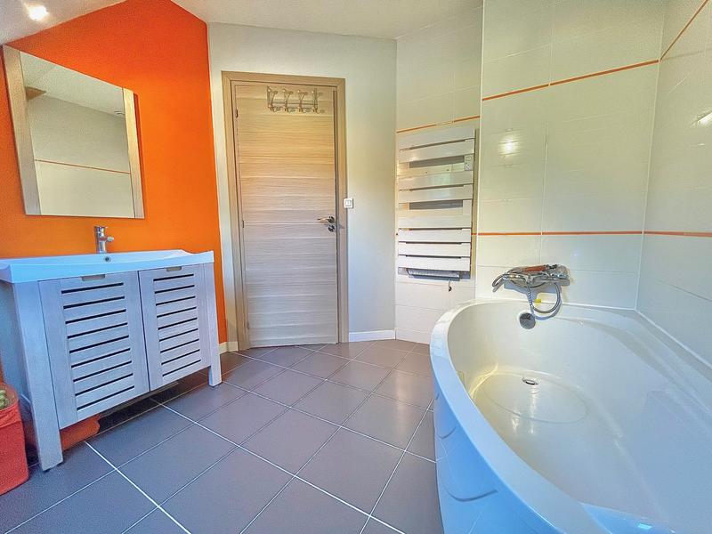 Maison - 155 m² - 7 pièces