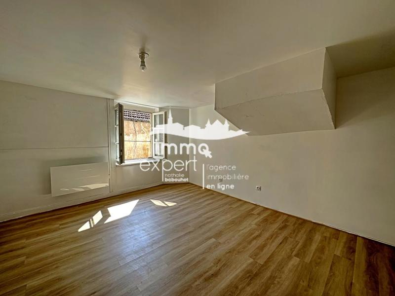 Appartement - 93 m² - 3 pièces