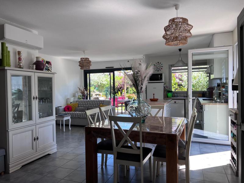 Maison traditionnelle - 100 m² - 4 pièces