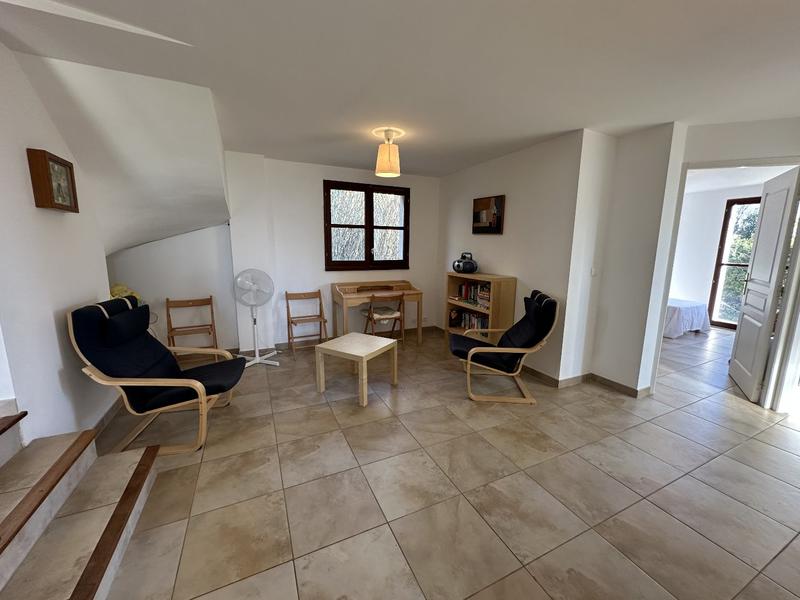 Villa - 245 m² - 8 pièces