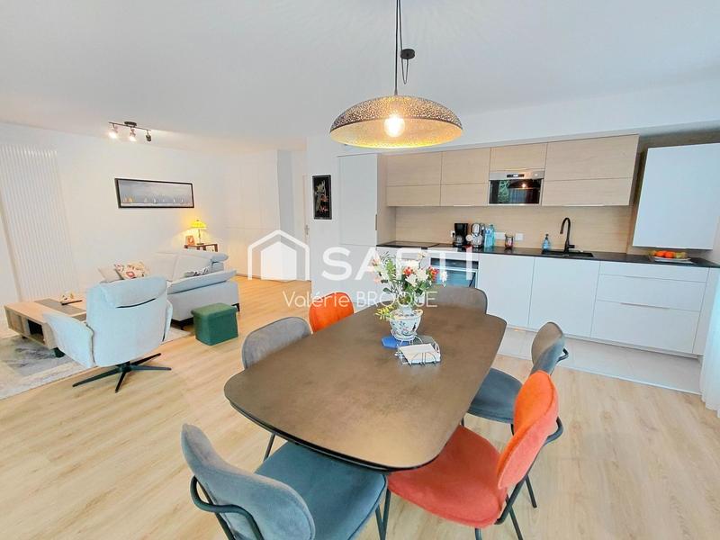 Appartement - 90 m² - 4 pièces